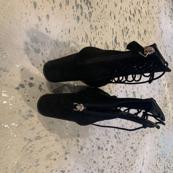 Nasty Gal Chunky Lace Up Heels - Picture 4 of 8